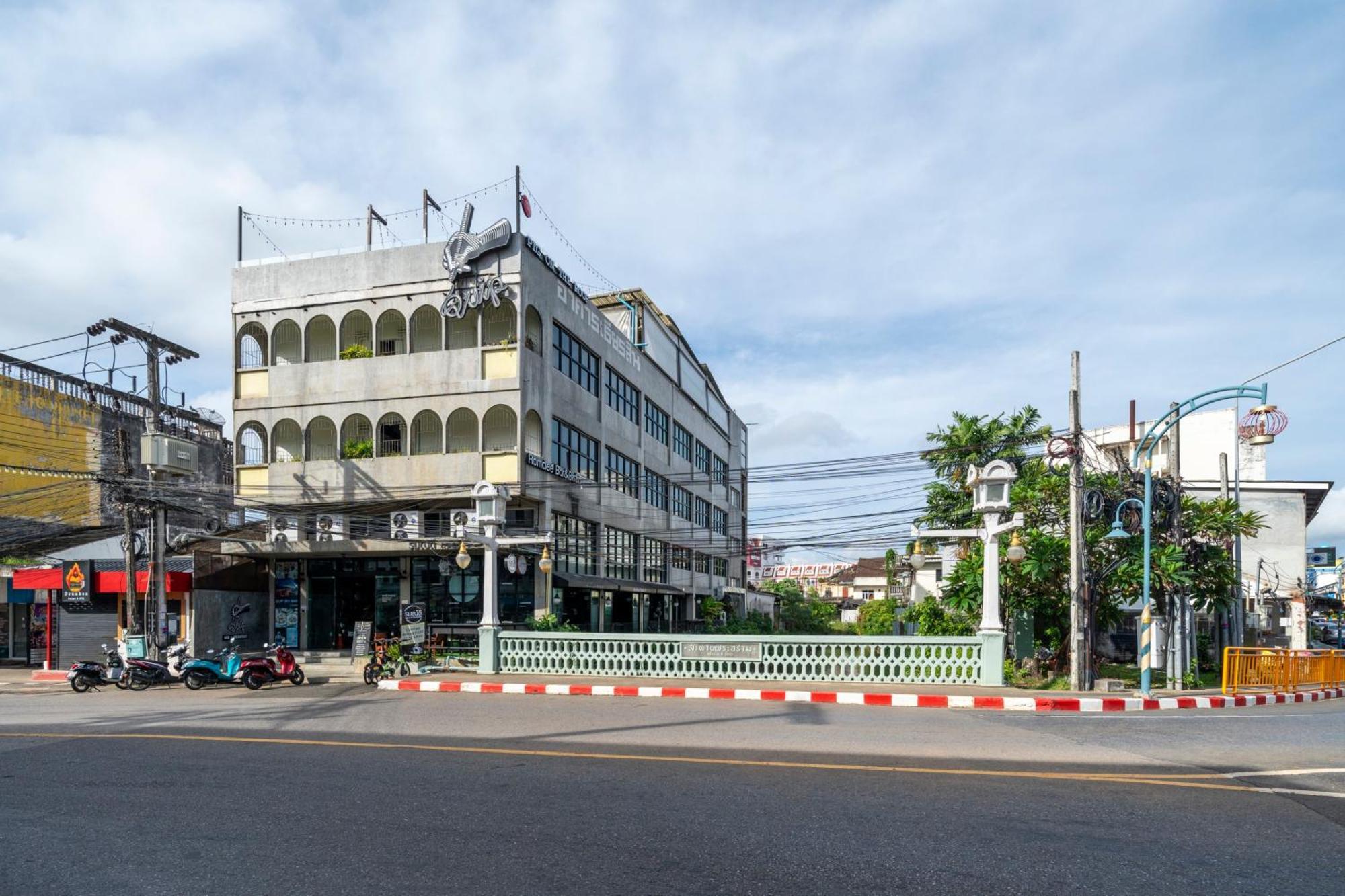 Quip Bed & Breakfast Hotel Phuket Luaran gambar